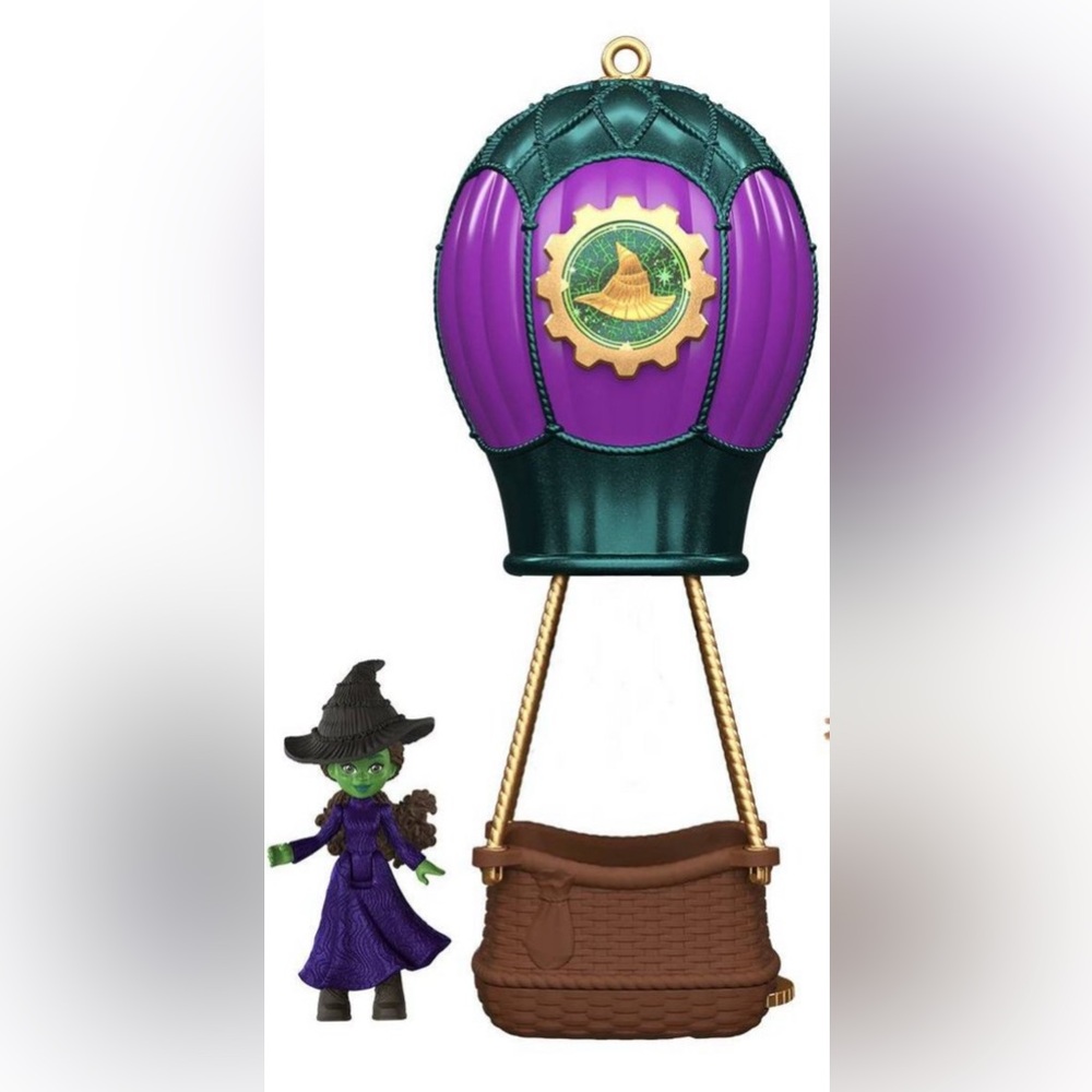 Elphaba Universal Pictures' Wicked Elphaba - Ozian Balloons Reveal, Surprise NWB